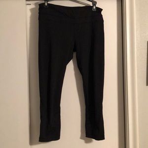 Lululemon 3/4 crops